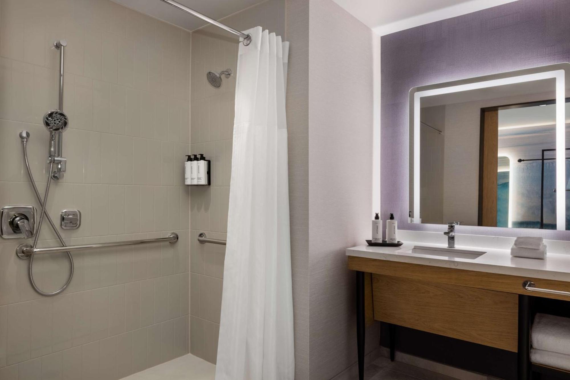 Tempo By Hilton Louisville Downtown Nulu 외부 사진